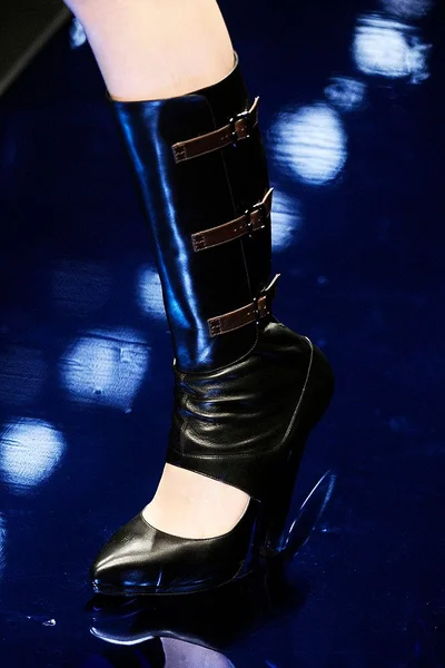 Look 7